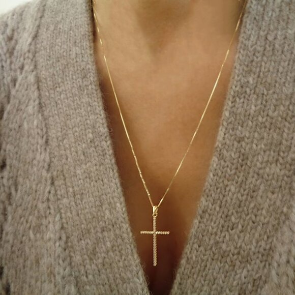 Real 10K Gold Cross Pendant Necklace with 18" Gold Box Chain Stamped 10K - Picture 2 of 7